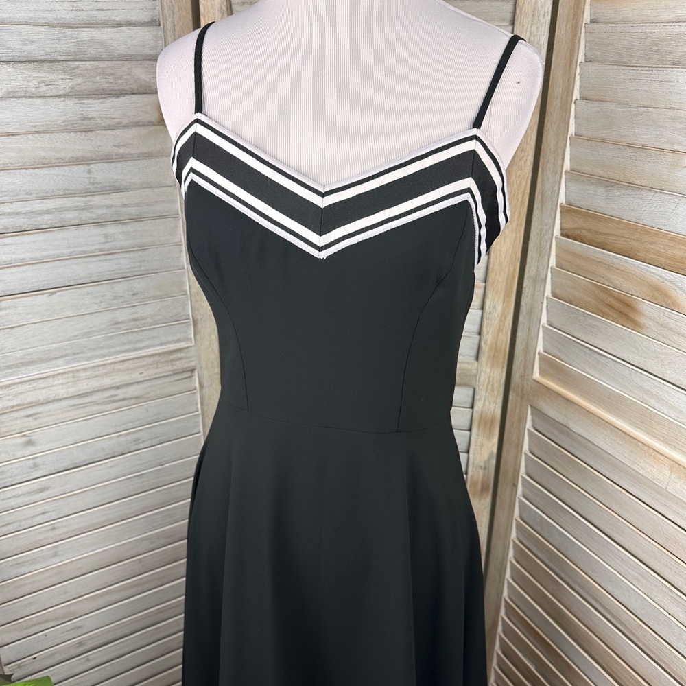 NWT Ted Baker London Kahmen Strappy Black & White Midi Dress Size 2 - Picture 3 of 9